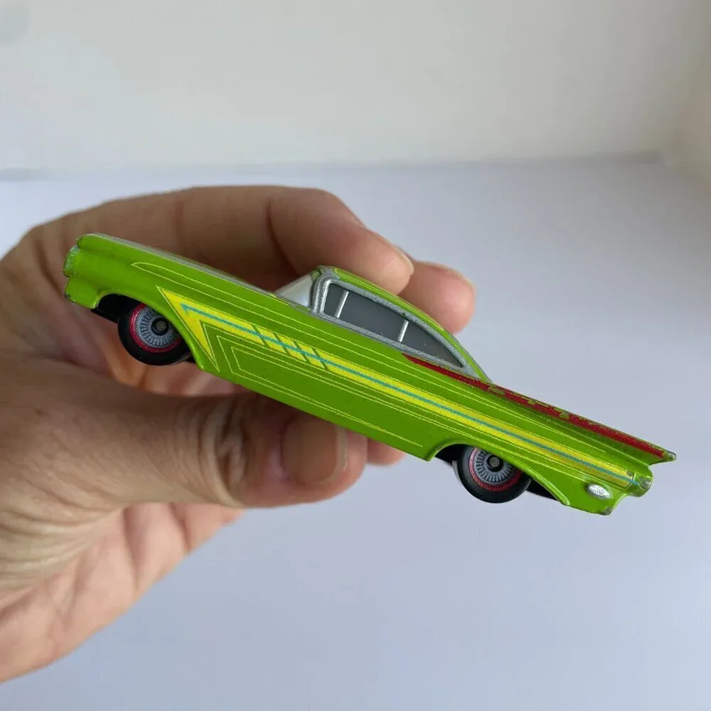 Disney‎ Cars Ramone Green Car, Radiator Springs, Collectible, 1:55 Scale